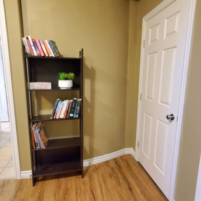 Private 2 Bedrooms Suite Near Hwy 1, Cultus Lake, Heritage Park, Fishing, Coliseum Чилиуак Екстериор снимка