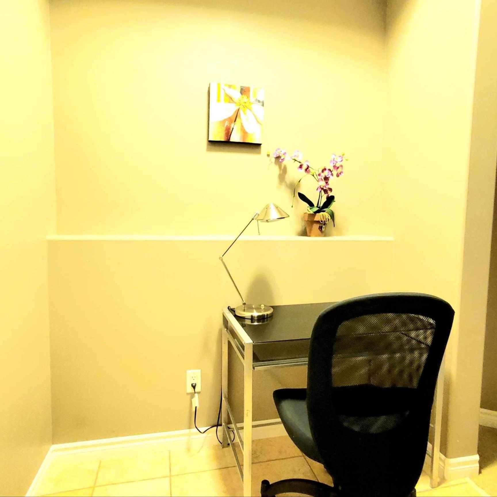 Private 2 Bedrooms Suite Near Hwy 1, Cultus Lake, Heritage Park, Fishing, Coliseum Чилиуак Екстериор снимка